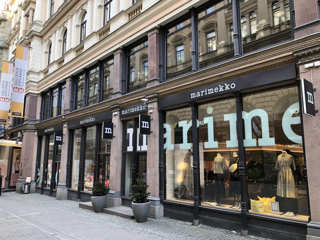 Магазин Marimekko на улице Миконкату в Хельсинки. Фото: Vadelmavene / Wikimedia Commons, CC BY-SA 4.0