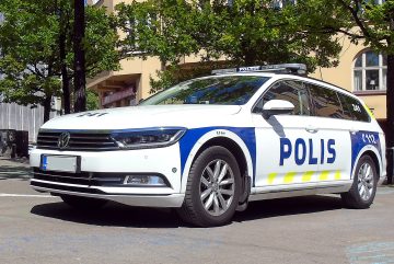 Полицейский автомобиль Volkswagen Passat в Хельсинки. Фото: Kahvilokki / Wikimedia Commons, CC0